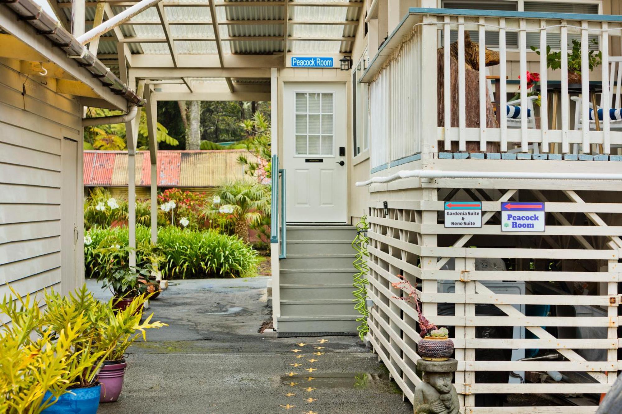 Aloha Junction Bed And Breakfast -Minutes Away From Hawaii Volcanoes National Park Экстерьер фото
