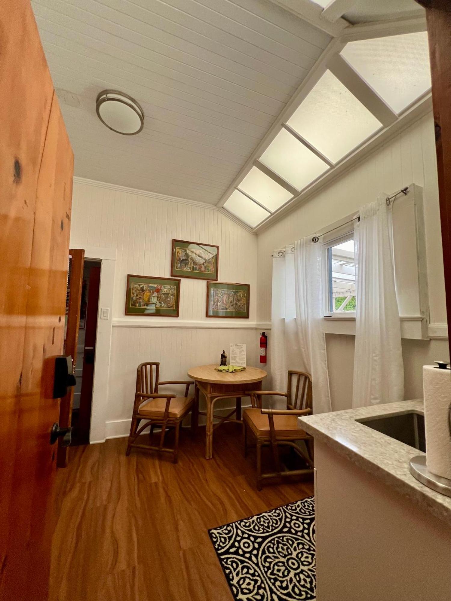 Aloha Junction Bed And Breakfast -Minutes Away From Hawaii Volcanoes National Park Экстерьер фото
