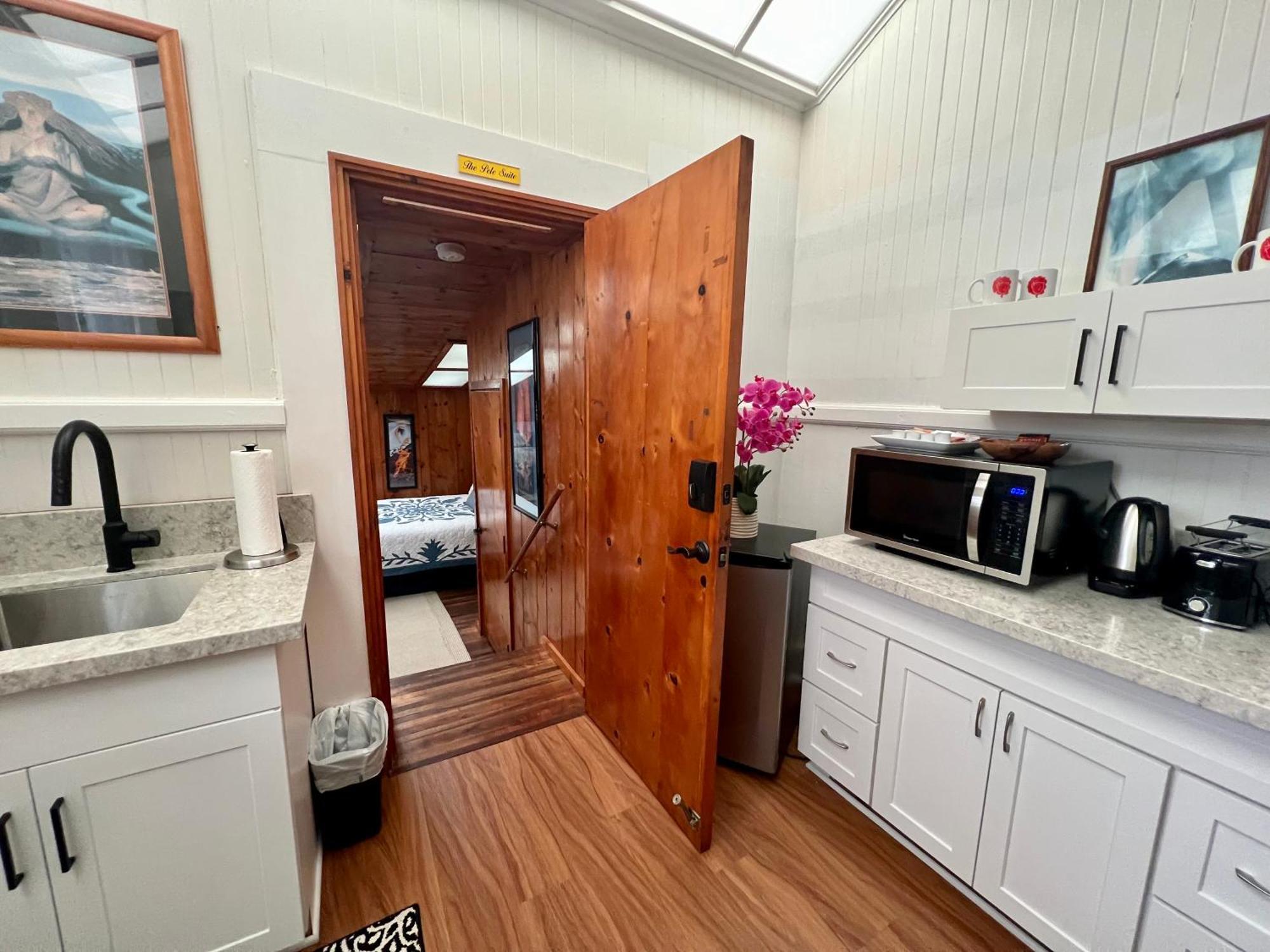 Aloha Junction Bed And Breakfast -Minutes Away From Hawaii Volcanoes National Park Экстерьер фото