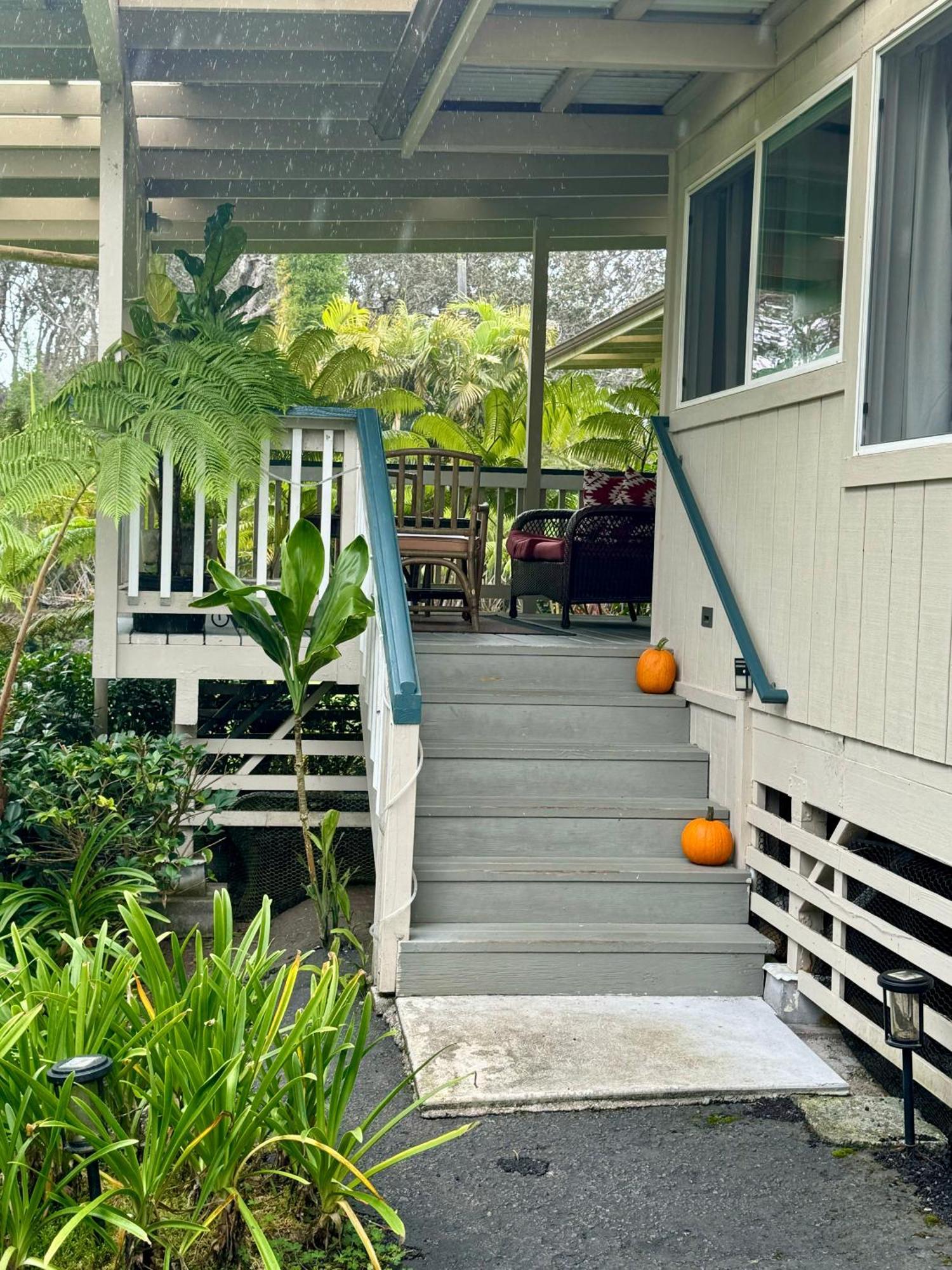 Aloha Junction Bed And Breakfast -Minutes Away From Hawaii Volcanoes National Park Экстерьер фото